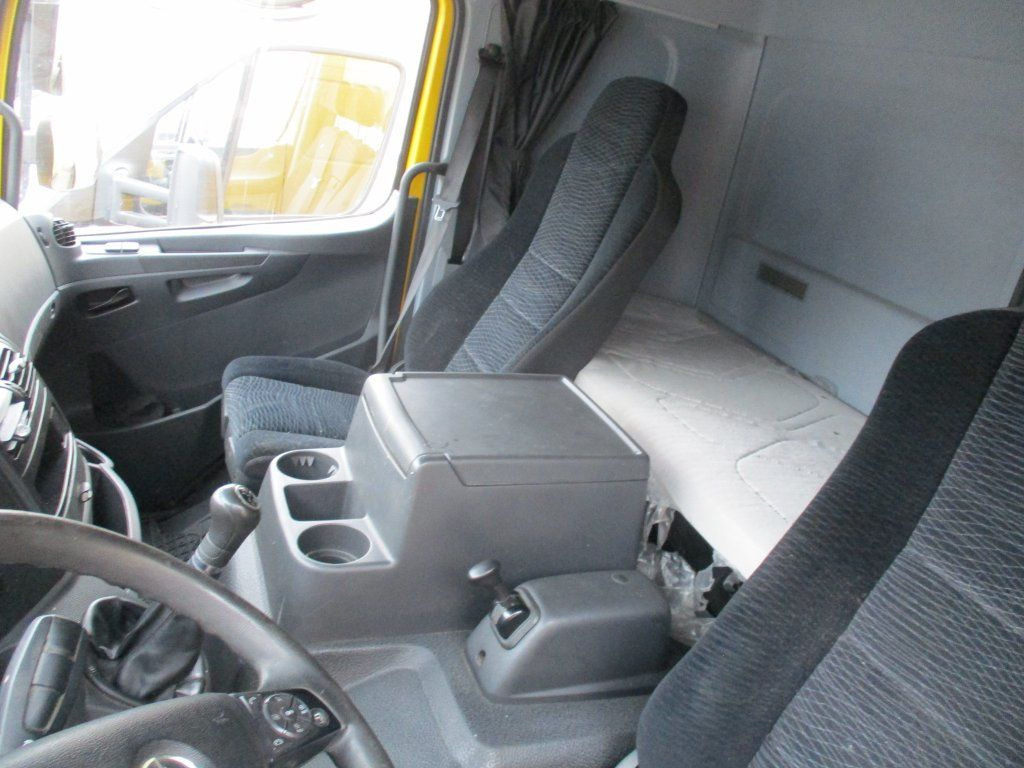 Mercedes-Benz Atego 210, Liege - 厢式货车:图4 Mercedes-Benz Atego 210, Liege - 厢式货车:图4