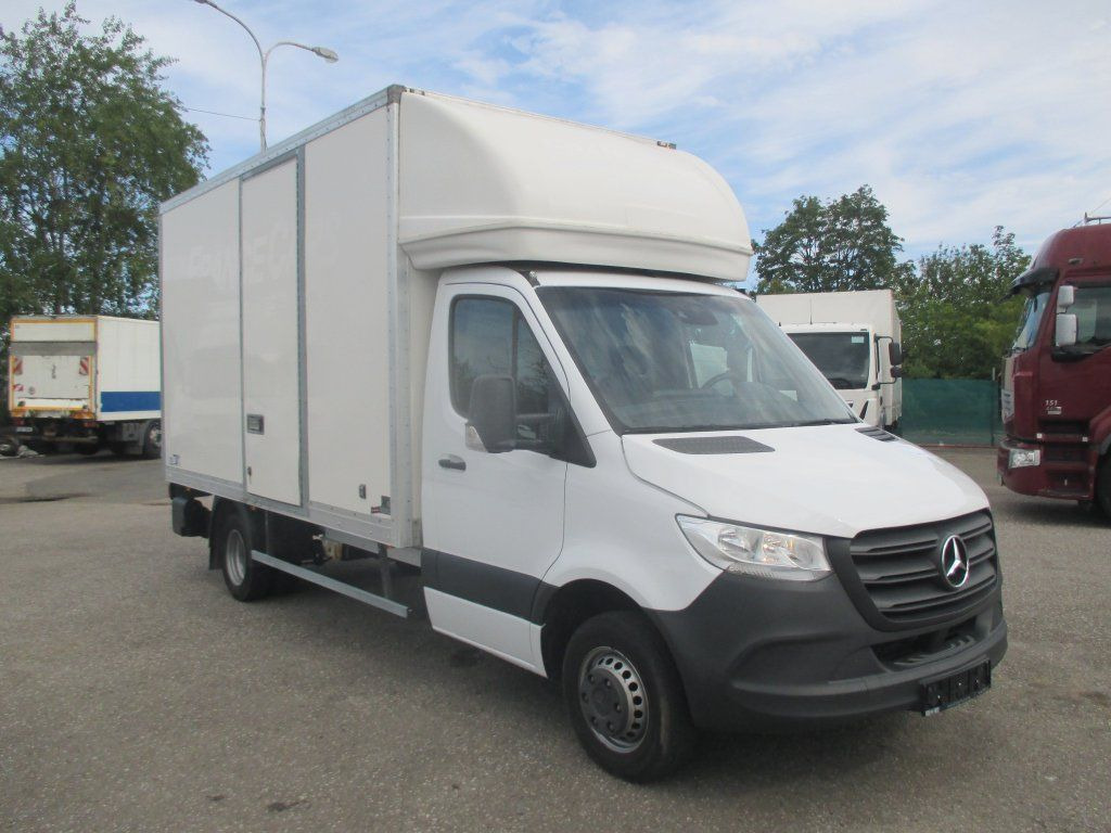 Mercedes-Benz Sprinter 514 CDi - 无侧窗厢式货车:图3 Mercedes-Benz Sprinter 514 CDi - 无侧窗厢式货车:图3