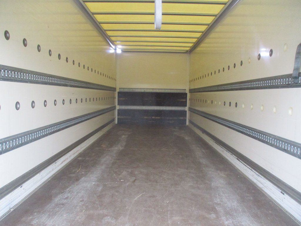 Renault D18, 320 - 厢式卡车:图5 Renault D18, 320 - 厢式卡车:图5