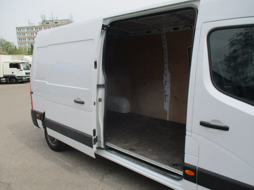 Renault Master 2.3fci L3H2 - 无侧窗厢式货车:图5 Renault Master 2.3fci L3H2 - 无侧窗厢式货车:图5