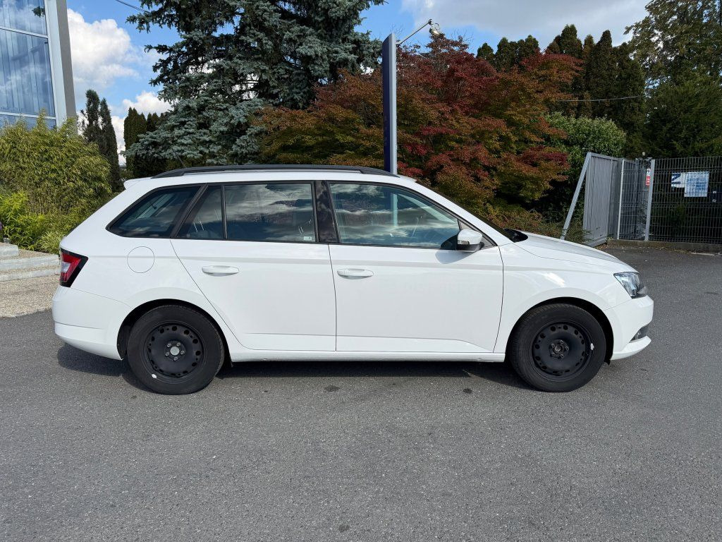 Skoda 1,4TDi kombi - 旅行车:图3 Skoda 1,4TDi kombi - 旅行车:图3