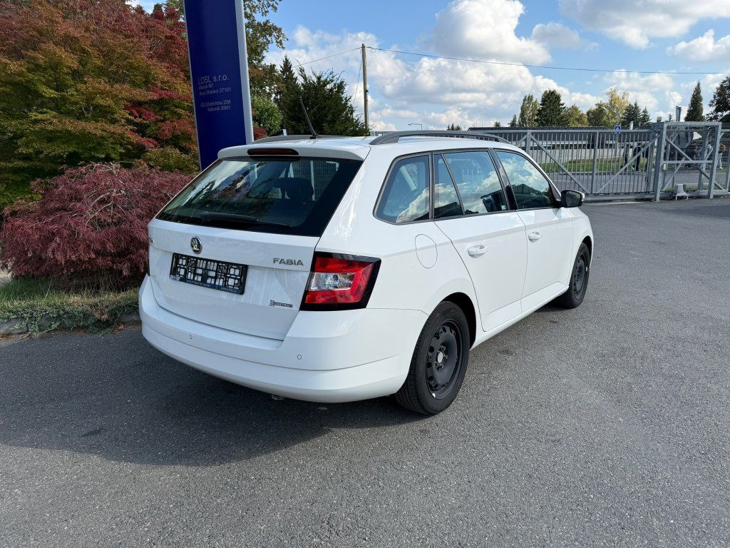 Skoda 1,4TDi kombi - 旅行车:图4 Skoda 1,4TDi kombi - 旅行车:图4