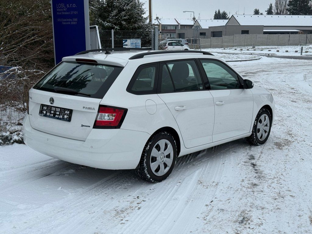 Skoda 1,4TDi kombi - 旅行车:图4 Skoda 1,4TDi kombi - 旅行车:图4