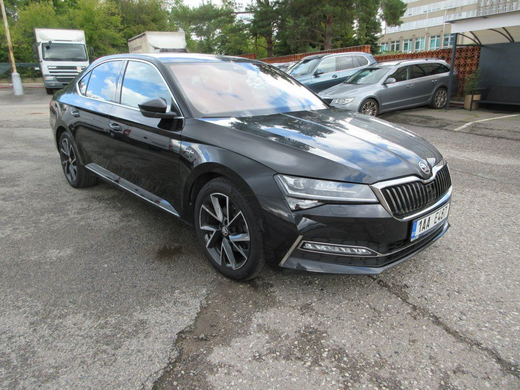 Skoda 2.0 Tdi 147kW L&K 4x4 Dsg - 轿车:图2 Skoda 2.0 Tdi 147kW L&K 4x4 Dsg - 轿车:图2