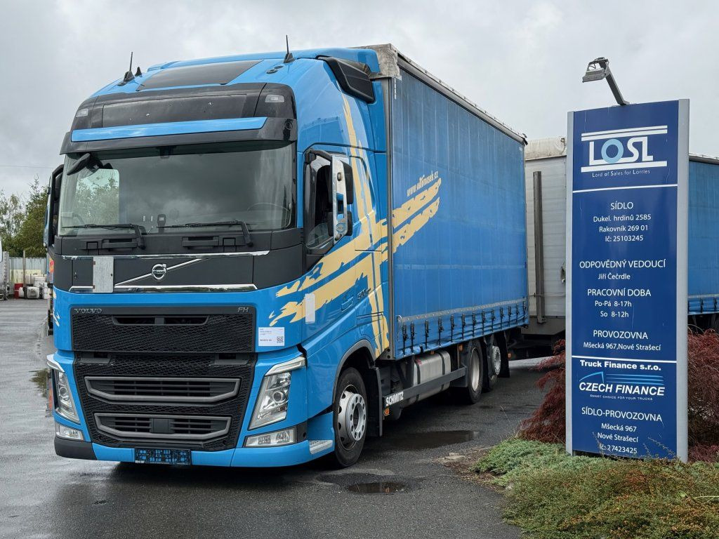 Volvo FH500 6x2 Euro 6 + Schmitz - 侧帘卡车:图1 Volvo FH500 6x2 Euro 6 + Schmitz - 侧帘卡车:图1