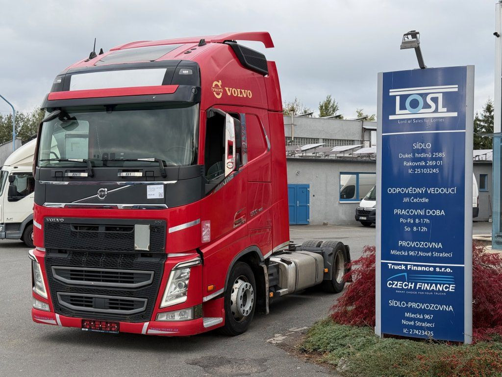 Volvo FH500 EURO 6 MEGA/lowdeck NEW TACHO - 牵引车:图1 Volvo FH500 EURO 6 MEGA/lowdeck NEW TACHO - 牵引车:图1