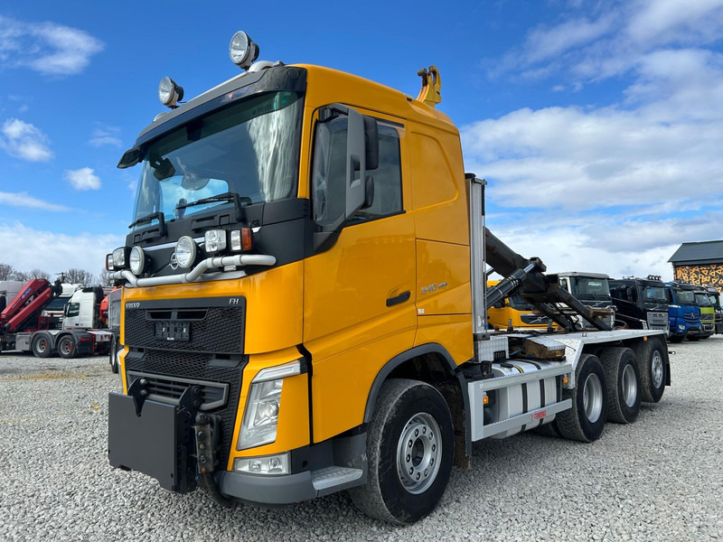 Volvo FH 540 | 8x4 | 197 000 km | HIDASTIN | 10 TON etuakseli | TULOSSA - 翻斗车:图1 Volvo FH 540 | 8x4 | 197 000 km | HIDASTIN | 10 TON etuakseli | TULOSSA - 翻斗车:图1