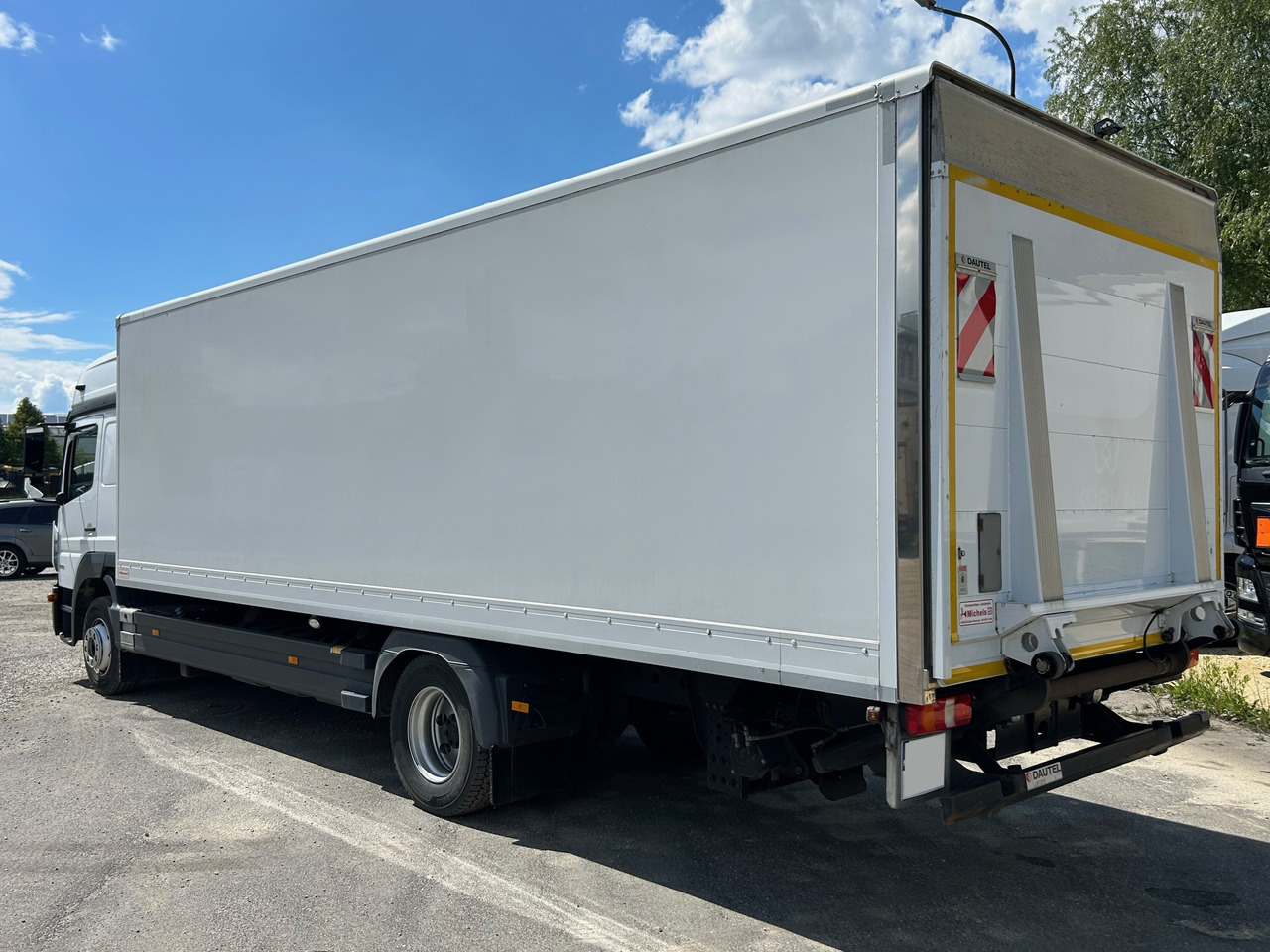 MERCEDES-BENZ ATEGO 1230 / BIGSPACE / 2020 / KOFFER 19 EPAL / LBW 2T - 厢式卡车:图4 MERCEDES-BENZ ATEGO 1230 / BIGSPACE / 2020 / KOFFER 19 EPAL / LBW 2T - 厢式卡车:图4