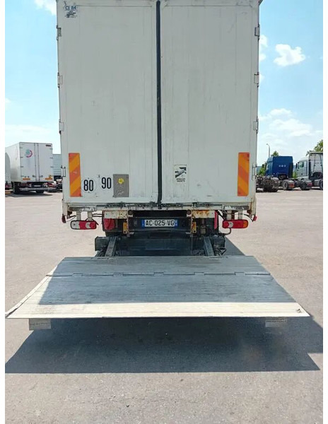 Renault Midlum 280 dxi - manual gearbox / steel suspension lames - 侧帘卡车:图4 Renault Midlum 280 dxi - manual gearbox / steel suspension lames - 侧帘卡车:图4