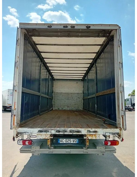 Renault Midlum 280 dxi - manual gearbox / steel suspension lames - 侧帘卡车:图3 Renault Midlum 280 dxi - manual gearbox / steel suspension lames - 侧帘卡车:图3