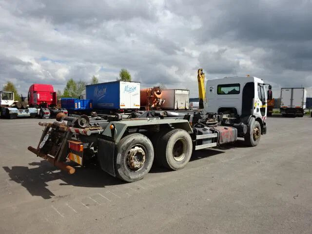 Renault Premium 370 dci - 6x2 - container system - crane/grue - 光缆系统卡车:图2 Renault Premium 370 dci - 6x2 - container system - crane/grue - 光缆系统卡车:图2