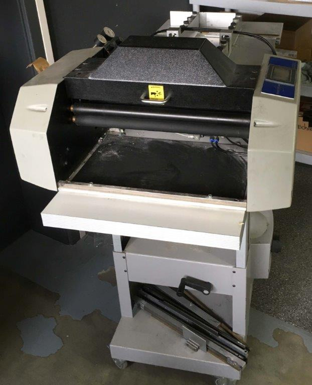 Graphic Whizard CreaseMaster Pro with suction feeder - 折页机:图3 Graphic Whizard CreaseMaster Pro with suction feeder - 折页机:图3