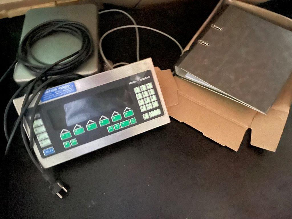 Mettler Toledo DUFK 600 sheet scale with reference scale - 切纸机:图1 Mettler Toledo DUFK 600 sheet scale with reference scale - 切纸机:图1