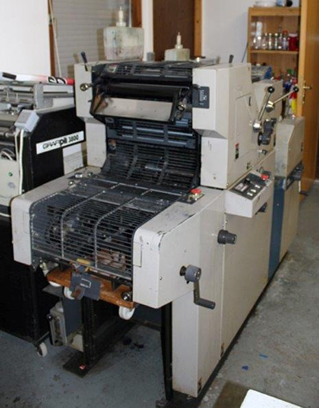 Ryobi 3300 MR two color offset printing machine - 胶印机:图3 Ryobi 3300 MR two color offset printing machine - 胶印机:图3