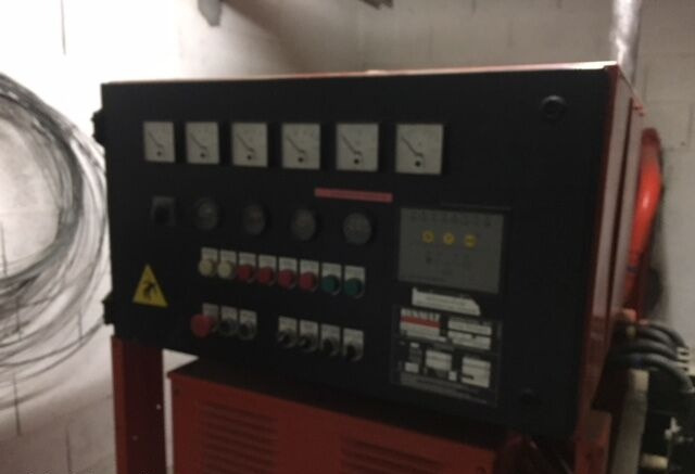 Renault 250 kVa - 发电机组:图2 Renault 250 kVa - 发电机组:图2