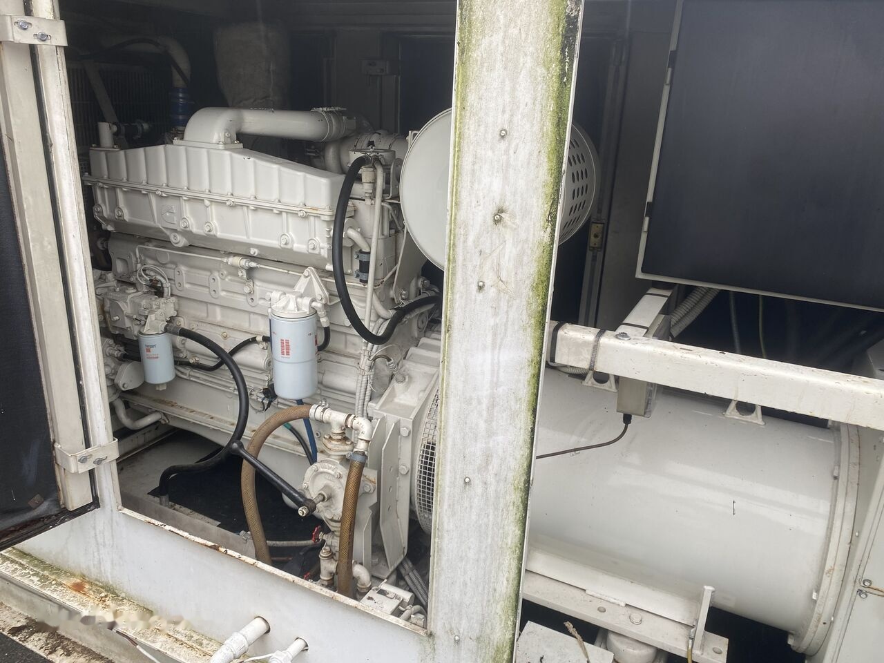 SDMO 330 kVa Cummins - 发电机组:图3 SDMO 330 kVa Cummins - 发电机组:图3