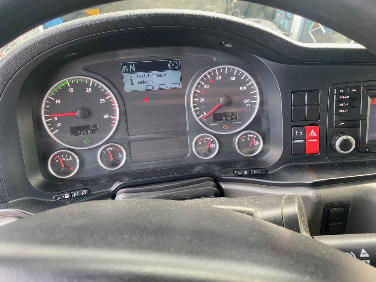 侧帘卡车 MAN 18.400 8m Lang/10t Nutzlast/2 Stück MAN 18.400 kein 18.440 2 x:图10 侧帘卡车 MAN 18.400 8m Lang/10t Nutzlast/2 Stück MAN 18.400 kein 18.440 2 x:图10