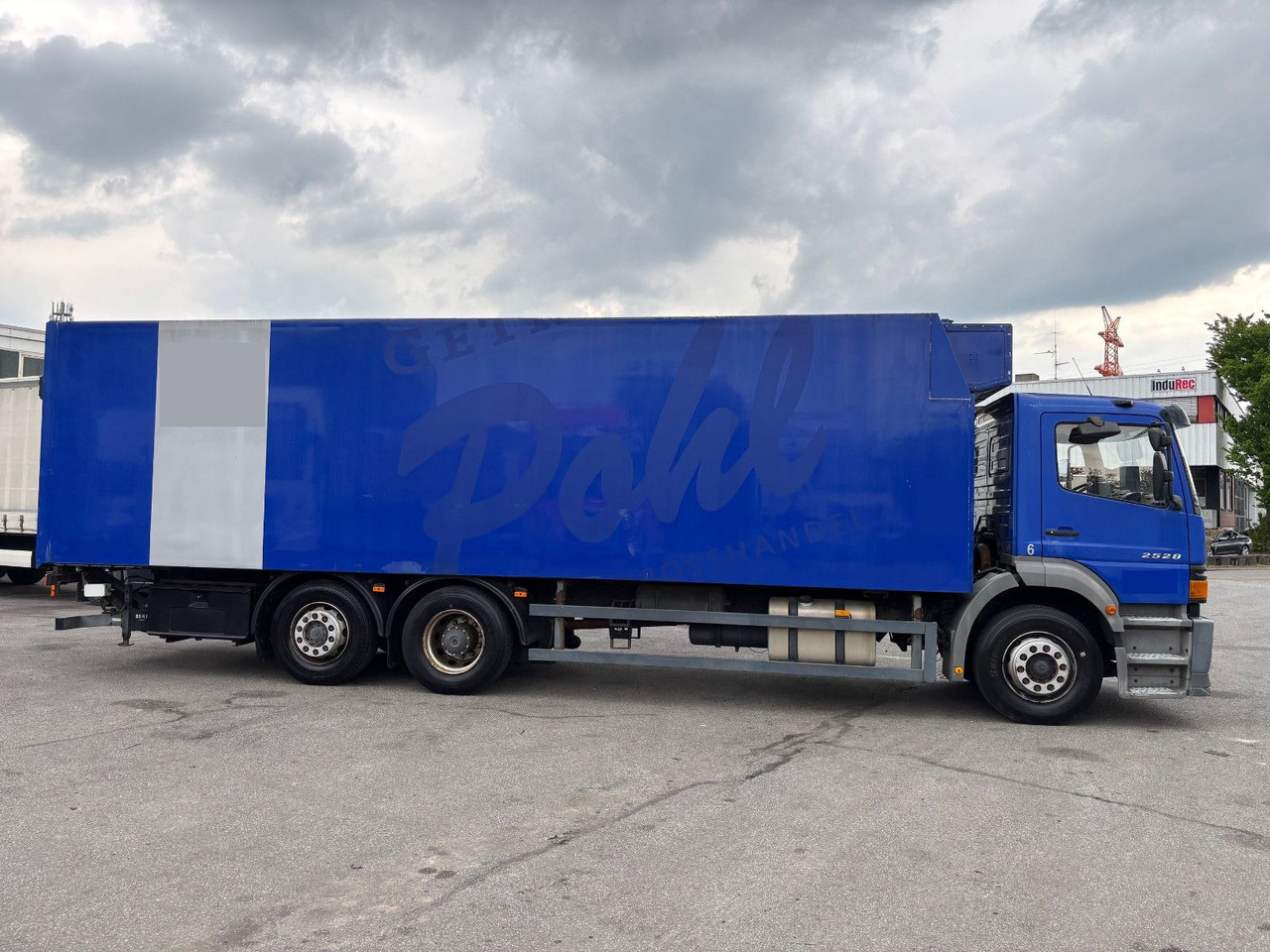 Mercedes-Benz 2528 L LBW/Klima/Frigoblock - 冷藏车:图4 Mercedes-Benz 2528 L LBW/Klima/Frigoblock - 冷藏车:图4