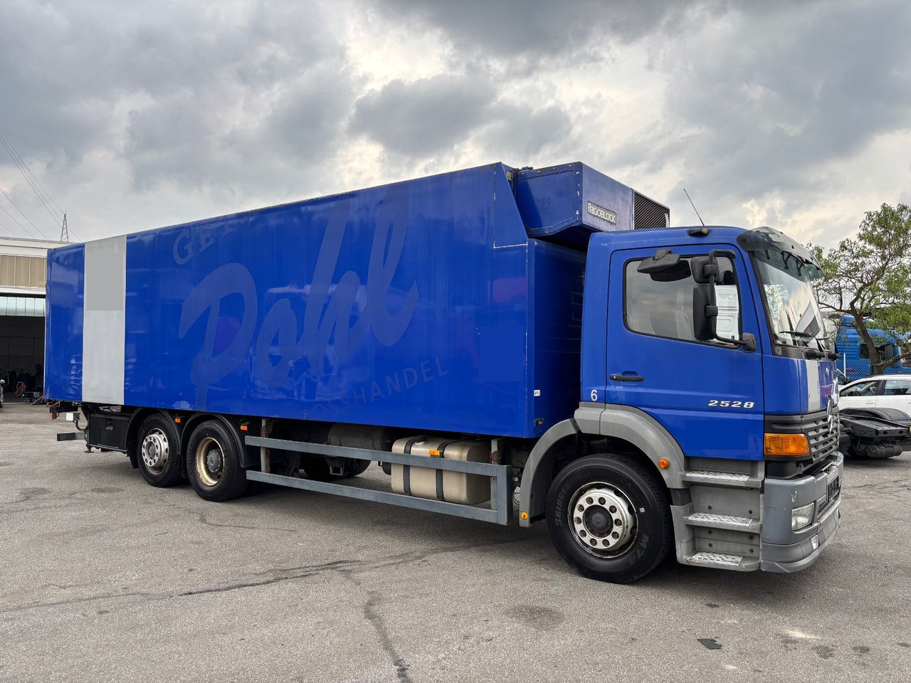 Mercedes-Benz 2528 L LBW/Klima/Frigoblock - 冷藏车:图3 Mercedes-Benz 2528 L LBW/Klima/Frigoblock - 冷藏车:图3