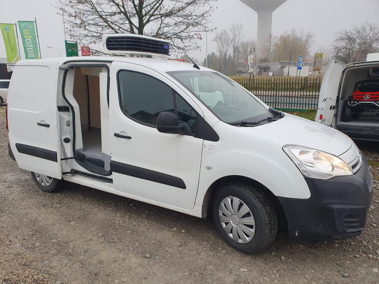 CITROËN Berlingo long chlodnia mroznia carrier Klima euro6 - 冷藏货车:图1 CITROËN Berlingo long chlodnia mroznia carrier Klima euro6 - 冷藏货车:图1