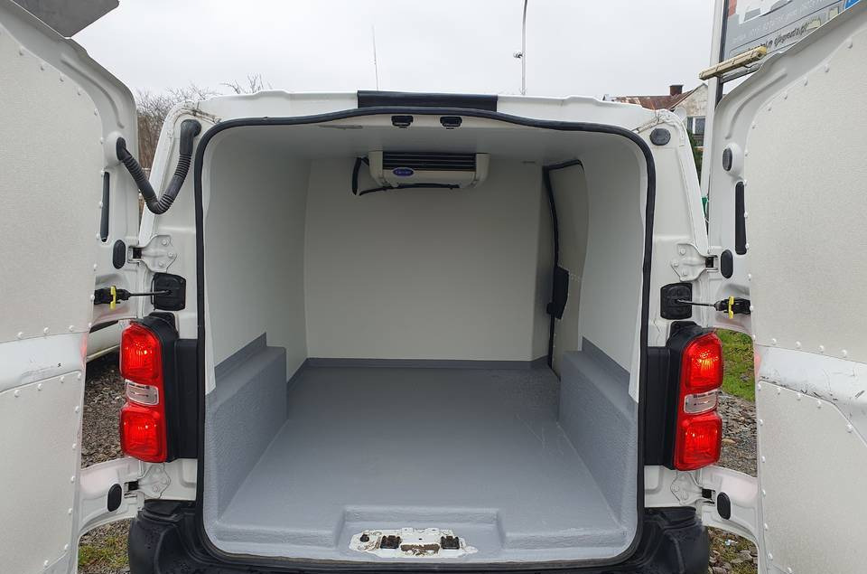 Citroen JUMPY CHLODNIA MROZNIA CARRIER+230V KLIMA EURO6 - 冷藏货车:图2 Citroen JUMPY CHLODNIA MROZNIA CARRIER+230V KLIMA EURO6 - 冷藏货车:图2