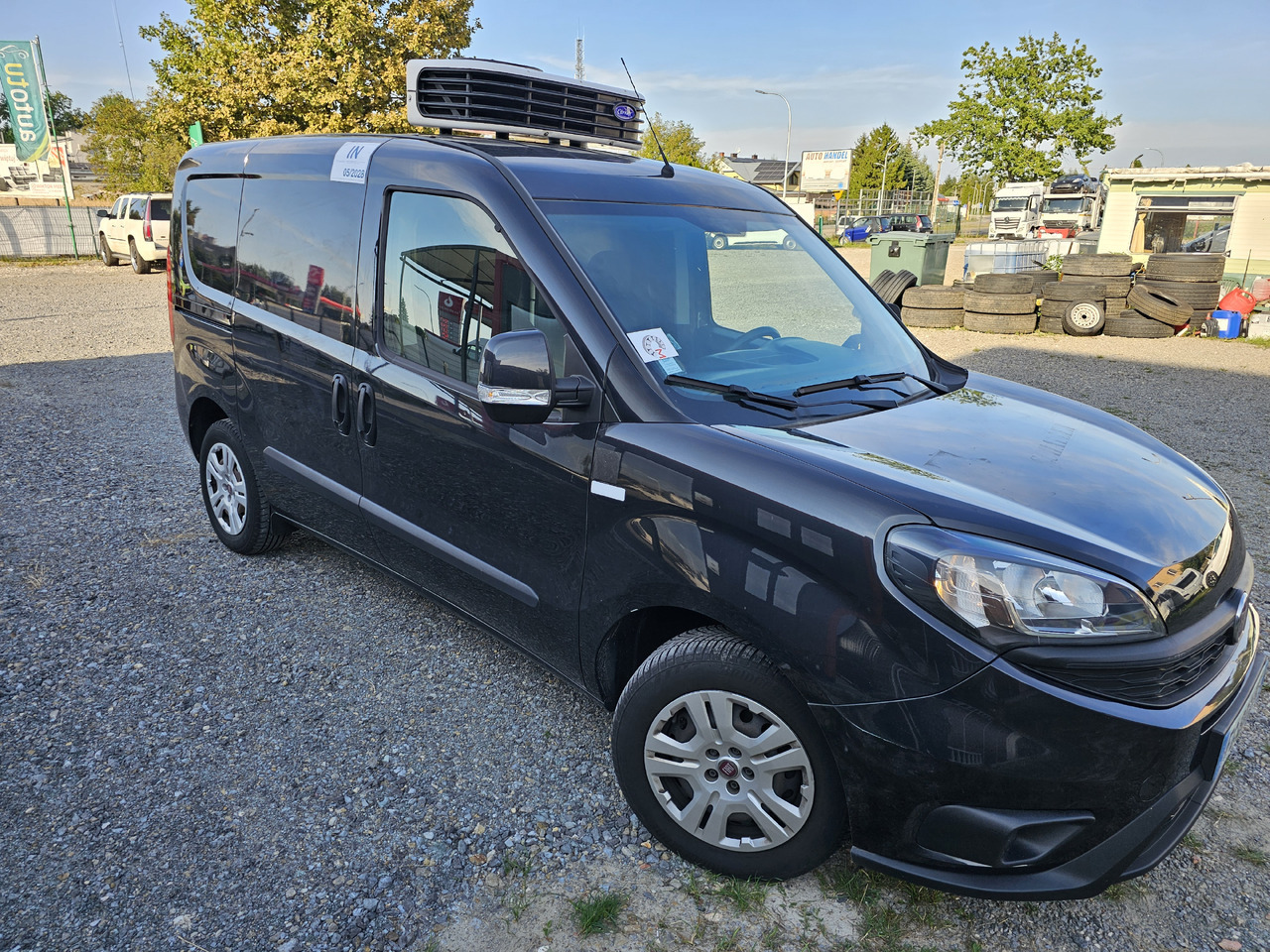 FIAT DOBLO CHLODNIA MROZNIA CARRIER - 20 C KLIMA EURO6 - 冷藏货车:图3 FIAT DOBLO CHLODNIA MROZNIA CARRIER - 20 C KLIMA EURO6 - 冷藏货车:图3