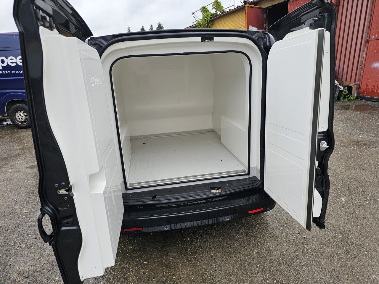 FIAT DOBLO CHLODNIA MROZNIA CARRIER KLIMA EURO6 - 冷藏货车:图1 FIAT DOBLO CHLODNIA MROZNIA CARRIER KLIMA EURO6 - 冷藏货车:图1