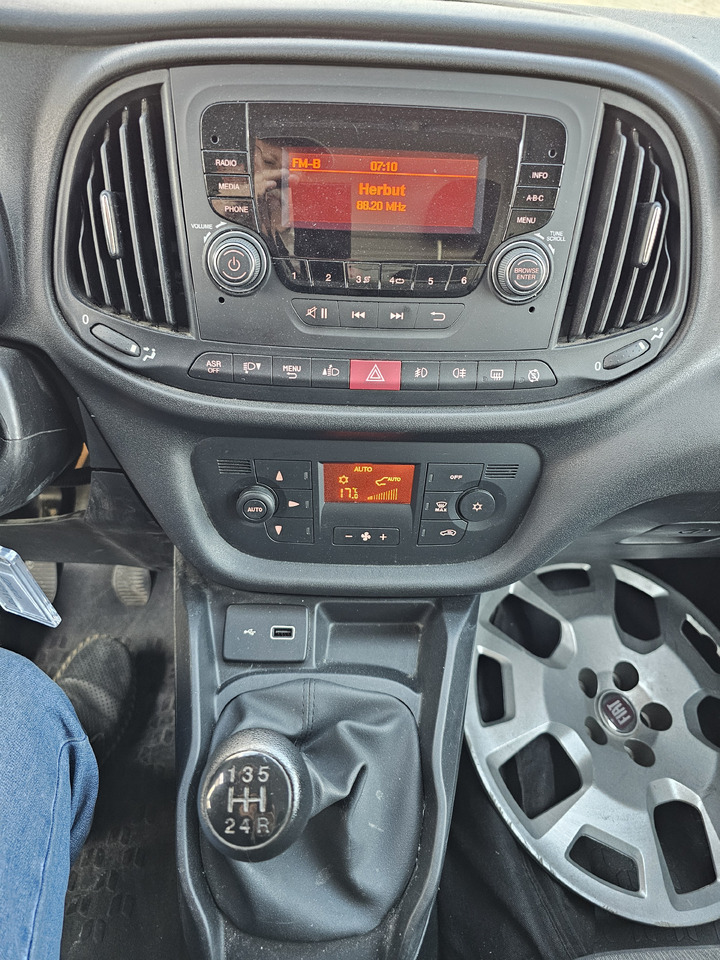 FIAT DOBLO LONG CHLODNIA carrier+230v KLIMA EURO6 - 冷藏货车:图5 FIAT DOBLO LONG CHLODNIA carrier+230v KLIMA EURO6 - 冷藏货车:图5