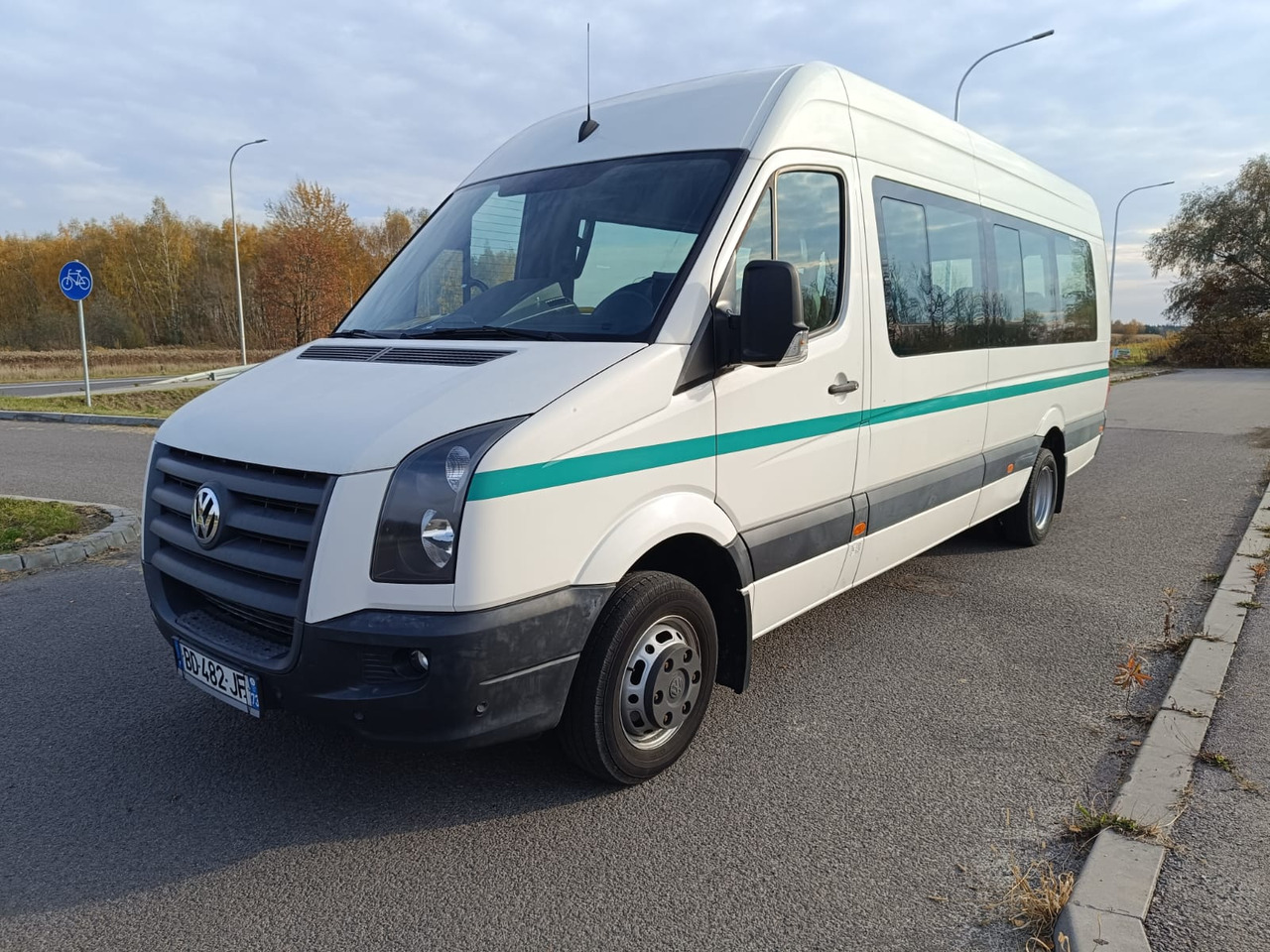 VOLKSWAGEN CRAFTER 23 OSOBY KLIMA WEBASTO KAMERA HAK EURO5 - 城市巴士:图3 VOLKSWAGEN CRAFTER 23 OSOBY KLIMA WEBASTO KAMERA HAK EURO5 - 城市巴士:图3