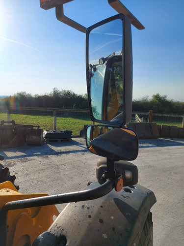 伸缩臂叉装车 JCB S27-58 AGRI:图15 伸缩臂叉装车 JCB S27-58 AGRI:图15