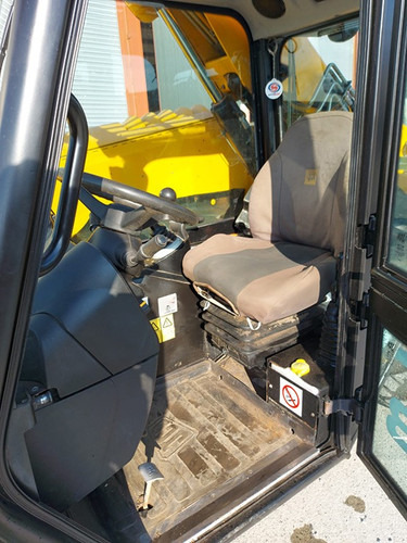 伸缩臂叉装车 JCB S27-58 AGRI:图14 伸缩臂叉装车 JCB S27-58 AGRI:图14