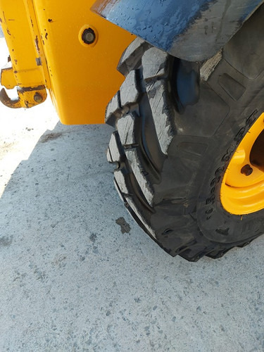 伸缩臂叉装车 JCB S27-58 AGRI:图6 伸缩臂叉装车 JCB S27-58 AGRI:图6