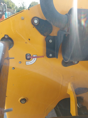伸缩臂叉装车 JCB S27-58 AGRI:图10 伸缩臂叉装车 JCB S27-58 AGRI:图10