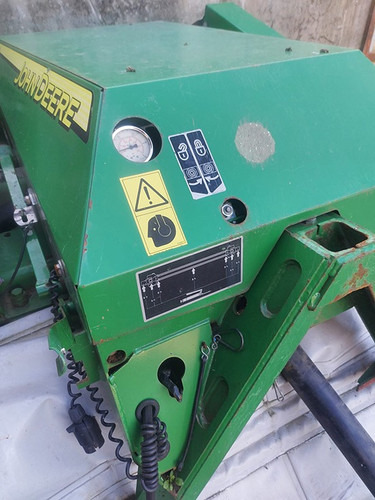 John Deere 131 - 割草机:图3 John Deere 131 - 割草机:图3