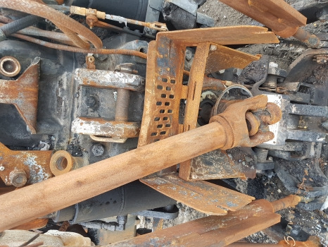 Case Maxxum 130 Rear, Front Axle, Engine, Transmission, Pto, Hydraulic Nut - 制动零件 适用于 拖拉机:图5 Case Maxxum 130 Rear, Front Axle, Engine, Transmission, Pto, Hydraulic Nut - 制动零件 适用于 拖拉机:图5