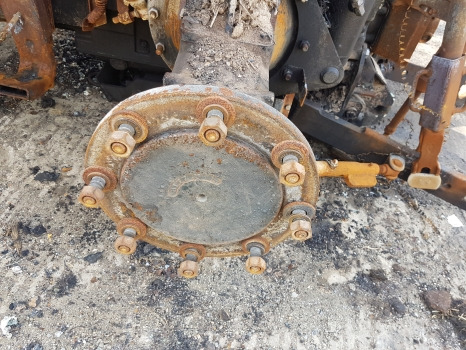 Case Maxxum 130 Rear, Front Axle, Engine, Transmission, Pto, Hydraulic Nut - 制动零件 适用于 拖拉机:图4 Case Maxxum 130 Rear, Front Axle, Engine, Transmission, Pto, Hydraulic Nut - 制动零件 适用于 拖拉机:图4