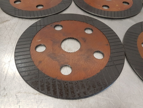 Claas Axos 340, 310 Cx, Cergos, Ceres, Ergos, Celtis Brake Disc Kit 7700055126 - 制动盘:图3 Claas Axos 340, 310 Cx, Cergos, Ceres, Ergos, Celtis Brake Disc Kit 7700055126 - 制动盘:图3