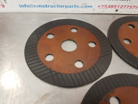 Claas Axos 340, 310 Cx, Cergos, Ceres, Ergos, Celtis Brake Disc Kit 7700055126 - 制动盘:图4 Claas Axos 340, 310 Cx, Cergos, Ceres, Ergos, Celtis Brake Disc Kit 7700055126 - 制动盘:图4