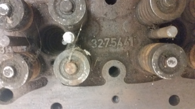 Cummins Engine Cylinder Head 3275441 - 汽缸盖 适用于 拖拉机:图2 Cummins Engine Cylinder Head 3275441 - 汽缸盖 适用于 拖拉机:图2