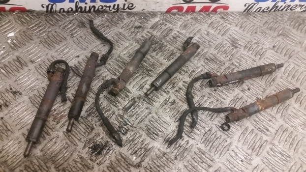 Deutz Agrotron 6.15 Set Of Fuel Injectors For Parts 04800147 - 喷射器 适用于 拖拉机:图2 Deutz Agrotron 6.15 Set Of Fuel Injectors For Parts 04800147 - 喷射器 适用于 拖拉机:图2