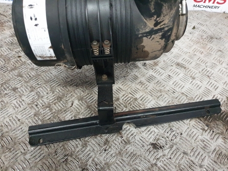 Donaldson Air Filter Housing P77-5302, P77-2580, Pg08-2503 - 空气过滤器 适用于 拖拉机:图3 Donaldson Air Filter Housing P77-5302, P77-2580, Pg08-2503 - 空气过滤器 适用于 拖拉机:图3