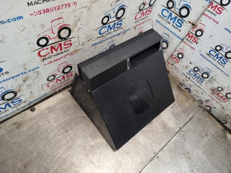 Fiat 90 Series, 140-90, 160-90 Cab Mudguard Fender Extension Guardlh 5172542 - 挡泥板:图3 Fiat 90 Series, 140-90, 160-90 Cab Mudguard Fender Extension Guardlh 5172542 - 挡泥板:图3