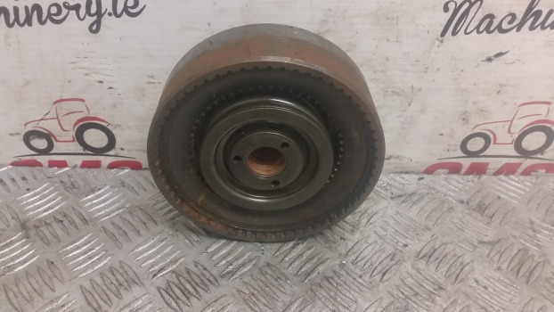 Ford 200, 1000, 100, 600, 700 Series Pto Clutch Pack D5nnn707a - 离合器及其零件:图1 Ford 200, 1000, 100, 600, 700 Series Pto Clutch Pack D5nnn707a - 离合器及其零件:图1