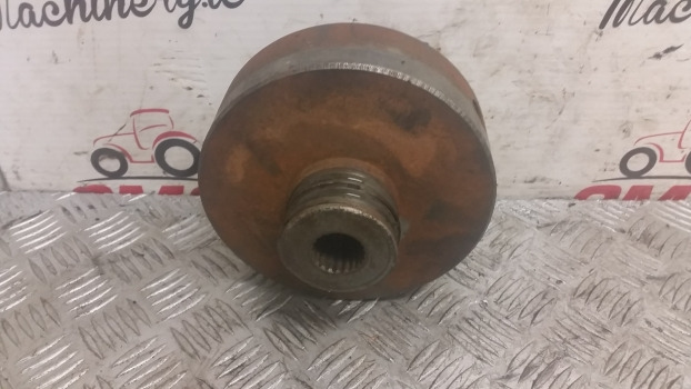 Ford 200, 1000, 100, 600, 700 Series Pto Clutch Pack D5nnn707a - 离合器及其零件:图3 Ford 200, 1000, 100, 600, 700 Series Pto Clutch Pack D5nnn707a - 离合器及其零件:图3