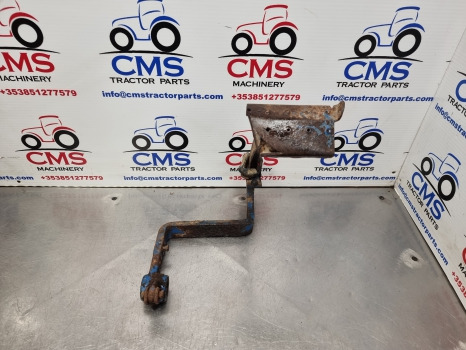 Ford 4610, 10 Series, Lp Cab Clutch Pedal D4nn2n002c - 踏板 适用于 拖拉机:图1 Ford 4610, 10 Series, Lp Cab Clutch Pedal D4nn2n002c - 踏板 适用于 拖拉机:图1