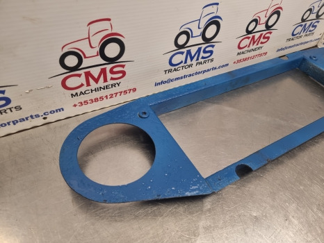 Ford 4610, 10 Series, Lp Cab Fan Blower Support, Cover E3nn18a295aa, 83944215 - 驾驶室和内部:图3 Ford 4610, 10 Series, Lp Cab Fan Blower Support, Cover E3nn18a295aa, 83944215 - 驾驶室和内部:图3