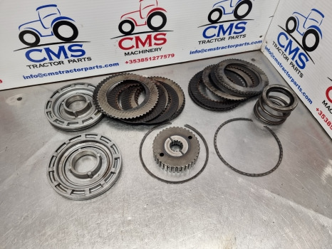 Ford 4630, 30 Series, Clutch Plate, Disc And Drum 86604372, K3660623692 - 离合器及其零件:图1 Ford 4630, 30 Series, Clutch Plate, Disc And Drum 86604372, K3660623692 - 离合器及其零件:图1