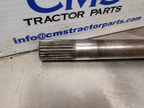 Ford 5610, 6410, 6610 Front Axle Drive Shaft Car118613, 83957852, 118613 - 前轴:图3 Ford 5610, 6410, 6610 Front Axle Drive Shaft Car118613, 83957852, 118613 - 前轴:图3