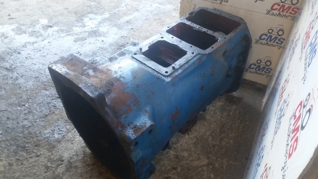 Ford 5610, 7610, 6610, 7710, 7810, 7910, 8210 Transmission Housing E2nn7006ea - 变速箱:图4 Ford 5610, 7610, 6610, 7710, 7810, 7910, 8210 Transmission Housing E2nn7006ea - 变速箱:图4