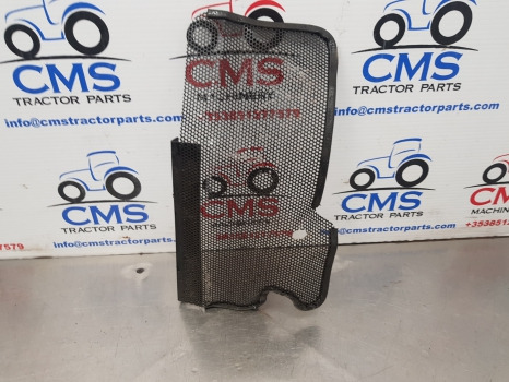 Ford 6635, 35, Tl, Fiat L, Engine Side Guard, Shield Grill Rh 5177995 - 格栅:图1 Ford 6635, 35, Tl, Fiat L, Engine Side Guard, Shield Grill Rh 5177995 - 格栅:图1